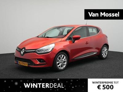 Rood Gebruikt 2017 Renault Clio IV Intens Hatchback | € 8.400 (Goede deal)