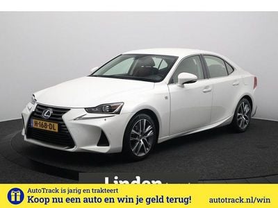 Lexus IS300h