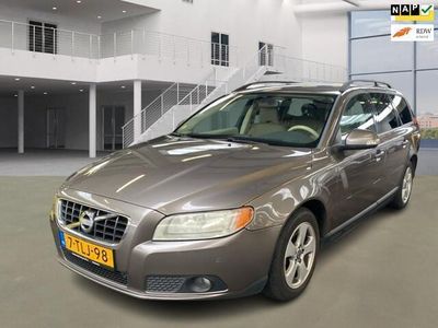 tweedehands Volvo V70 1.6D DRIVe Kinetic/NAVI/PSENSOR/HALFLEDER/TREKHAAK