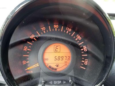 Blauw Occasion 2017 Toyota Aygo X-play Hatchback | € 12.950 (Eerlijke prijs)