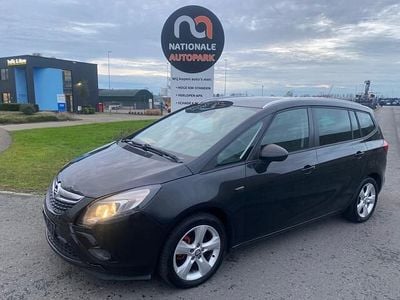 Zwart Occasion 2012 Opel Zafira Tourer Cosmo MPV | € 2.999