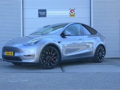 Grijs, metallic lak Occasion 2023 Tesla Model Y Performance SUV | € 42.999 (Duur)