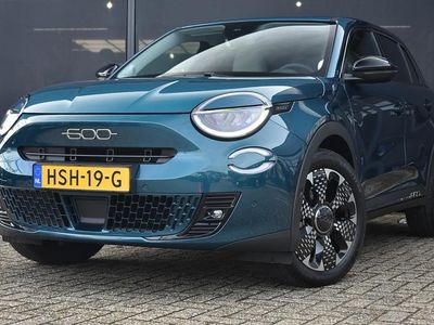 Blauw Gebruikt 2025 Fiat 600E La Prima SUV | € 29.895 (Duur)