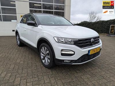 Wit Occasion 2021 VW T-Roc Style SUV | € 25.900 (Eerlijke prijs)