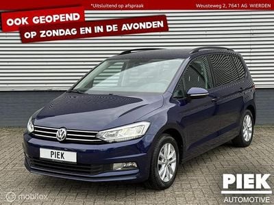 Blauw Gebruikt 2016 VW Touran Highline MPV | € 16.999 (Eerlijke prijs)