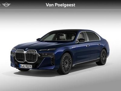Bmw individual tansanit metallic (c3z) (metallic) Nieuw 2025 BMW M760e Executive Sedan | € 179.229 (Iets duurder)