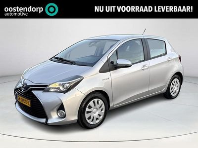 Grijs Gebruikt 2016 Toyota Yaris Hybrid Limited Hatchback | € 12.900 (Eerlijke prijs)