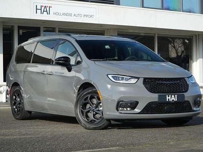 Occasion Chrysler Pacifica 287 PK (211 kW) 2025 Grijs (metallic) Van