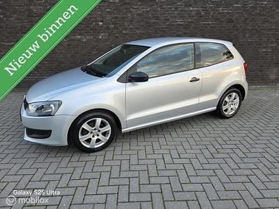 Grijs Gebruikt 2010 VW Polo Hatchback | € 4.450 (Goede deal)