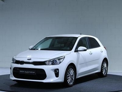 Wit Gebruikt 2018 Kia Rio Spirit Hatchback | € 10.950 (Goede deal)
