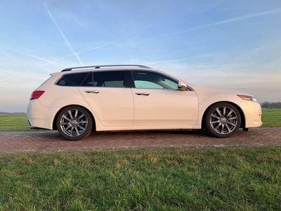 Wit Gebruikt 2011 Honda Accord Executive Stationwagen | € 16.500 (Iets duurder)