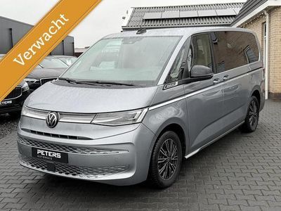 Grijs Occasion 2024 VW Multivan Style Van | € 44.990 (Goede deal)
