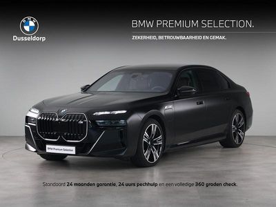 BMW M760e