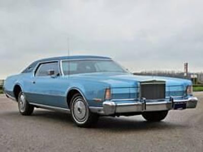 Blauwsilver blue moondust Gebruikt 1973 Lincoln Continental Coupé | € 22.750