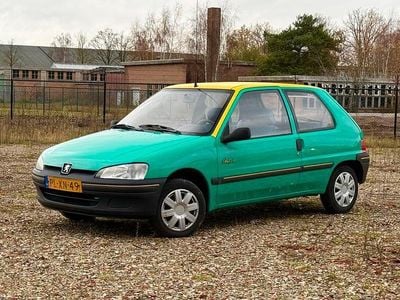 Peugeot 106