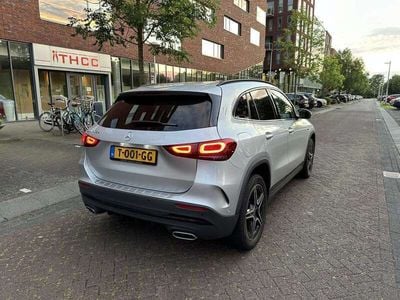 Mercedes GLA250