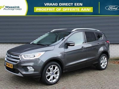 Grijs Gebruikt 2017 Ford Kuga Trend SUV | € 16.935 (Eerlijke prijs)