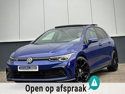 Blauw (metallic) Occasion 2022 VW Golf VIII R-line Hatchback | € 28.950 (Duur)