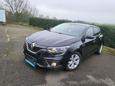 tweedehands Renault Mégane IV 1.33 TCe Limited 12 MOIS GARANTIE