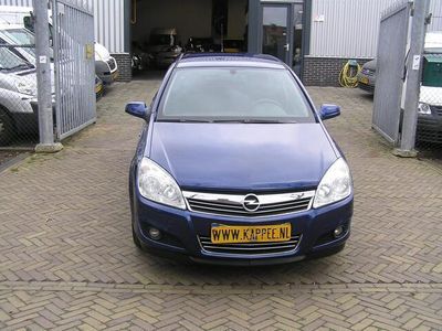 tweedehands Opel Astra 1.4 Temptation nap airco 5- deurs APK