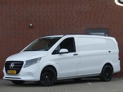 Wit Occasion 2024 Mercedes Vito Van | € 36.950 (Goede deal)
