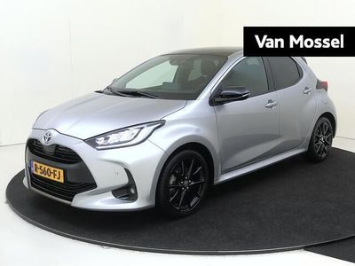 Grijs Gebruikt 2022 Toyota Yaris Executive Hatchback | € 25.940 (Eerlijke prijs)
