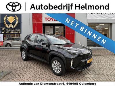 Zwart Gebruikt 2024 Toyota Yaris Cross Active SUV | € 28.900 (Eerlijke prijs)