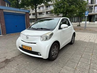 Toyota iQ