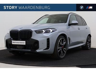 Grijs Occasion 2025 BMW X5 Comfort Edition SUV | € 99.495