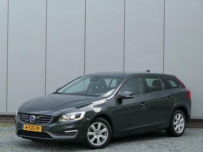 tweedehands Volvo V60 1.6 T3 Kinetic Xenon / Adaptive cruise control / D