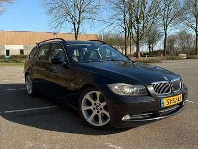 BMW 325