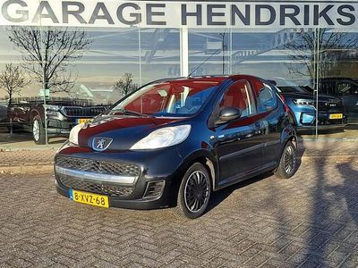 Zwart Gebruikt 2010 Peugeot 107 Hatchback | € 3.745 (Eerlijke prijs)