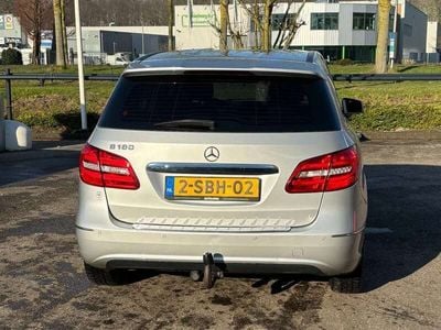 Mercedes B180