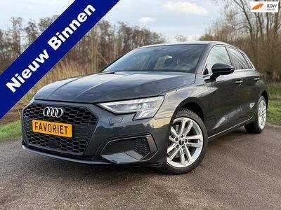 Grijs Occasion 2021 Audi A3 Sportback Advanced Hatchback | € 27.950 (Iets duurder)