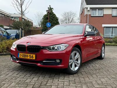 Occasion 2014 BMW 318 | € 13.999