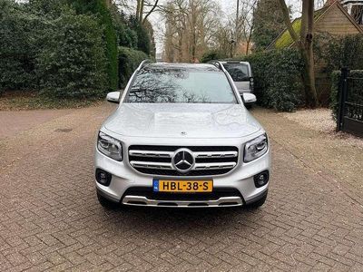 Zilver Occasion 2023 Mercedes 200 Luxury MPV | € 48.000