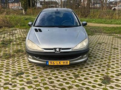 Occasion Peugeot 206 74 PK (54 kW) 2003