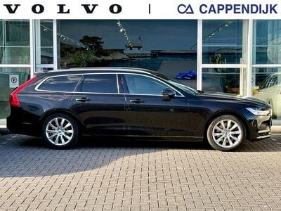 Zwart Occasion 2019 Volvo V90 Momentum Stationwagen | € 30.245 (Super prijs)
