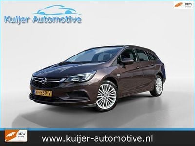 Bruin Gebruikt 2016 Opel Astra Innovation Stationwagen | € 6.945 (Eerlijke prijs)