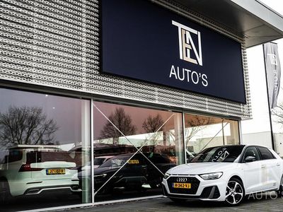 Wit Occasion 2020 Audi A1 Sportback S-Line Hatchback | € 22.510 (Iets duurder)
