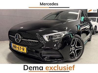 Zwart Occasion 2022 Mercedes A250 AMG line Sedan | € 32.950 (Eerlijke prijs)