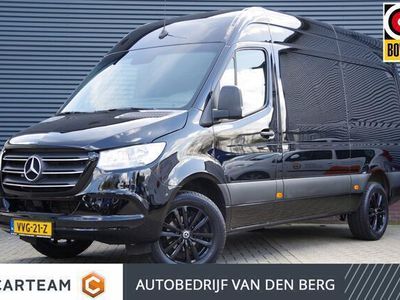 tweedehands Mercedes Sprinter 319 3.0 CDI V6 L2H2 AUT. CAMERA, CRUISE, NAVI BY CARPLAY, MBUX, CLIMA, TREKHAAK, STOELVERWARMING DUBBELE CABINE LEVERBAAR