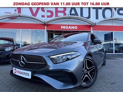 Grijs Gebruikt 2023 Mercedes A180 AMG Hatchback | € 30.950 (Eerlijke prijs)