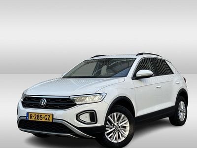 Wit Occasion 2022 VW T-Roc Business SUV | € 29.950 (Goede deal)