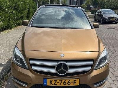 Mercedes B200