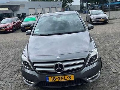 Mercedes B180