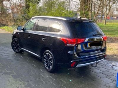 Mitsubishi Outlander P-HEV