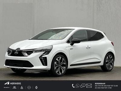 Wit Nieuw 2025 Mitsubishi Colt Intense+ Hatchback | € 27.490 (Eerlijke prijs)