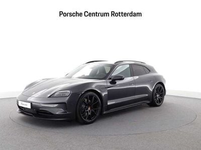 Occasion Porsche Taycan Sport Turismo 319 kW (435 PK) 2024 Vulkaangrijs metallic Sedan