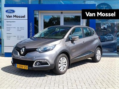 Grijs Gebruikt 2015 Renault Captur Expression SUV | € 13.440 (Iets duurder)